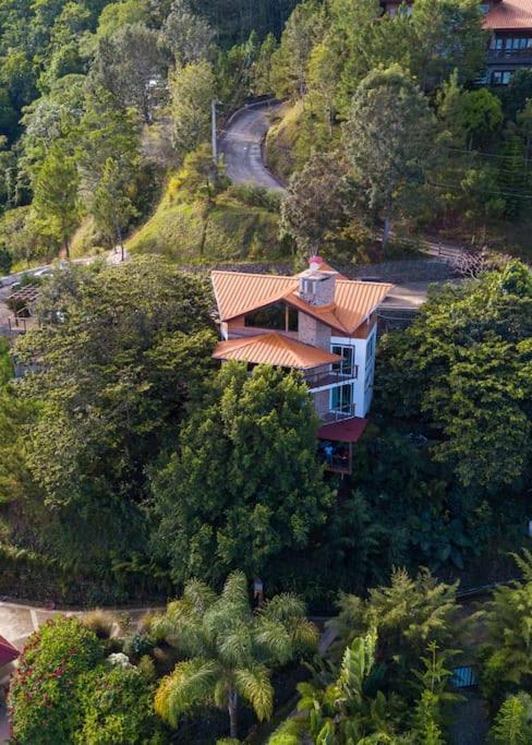 Mansion Dubai-Mountain-Jacuzzi-4Br-Jamaca De Dios Villa Jarabacoa Exterior photo